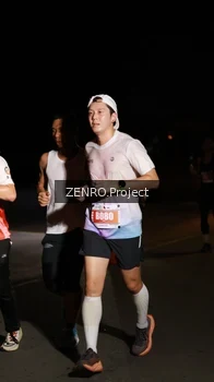 Runner Photo 4406118