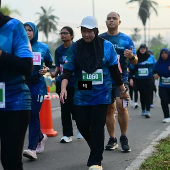 Runner Photo 4406122