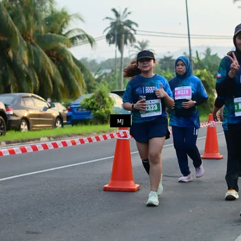 Runner Photo 4406129