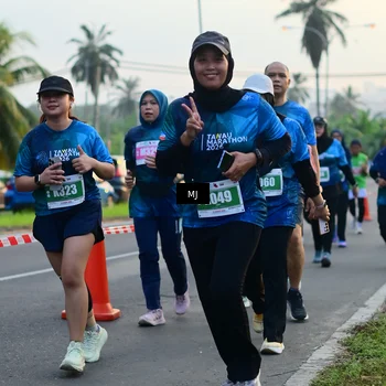 Runner Photo 4406134
