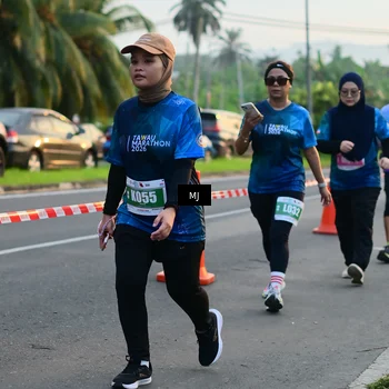 Runner Photo 4406174