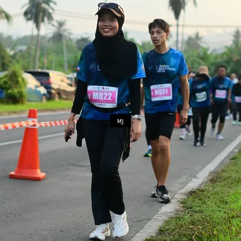 Runner Photo 4406191