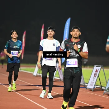 Runner Photo 4406203