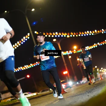 Runner Photo 4406211