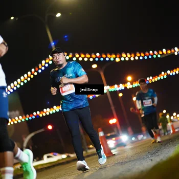 Runner Photo 4406214