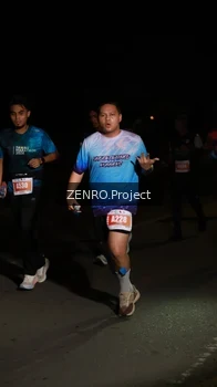 Runner Photo 4406223