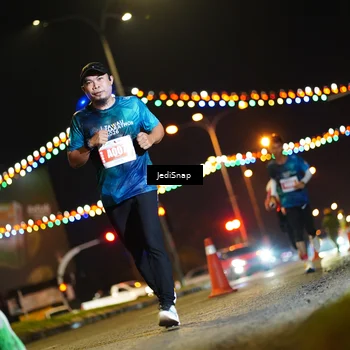 Runner Photo 4406237