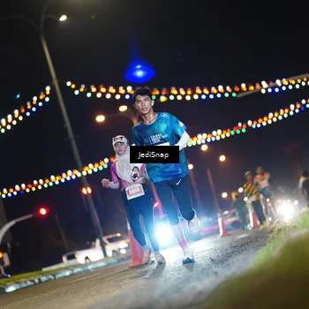 Runner Photo 4406244