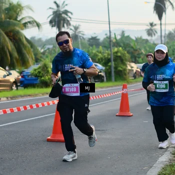 Runner Photo 4406296