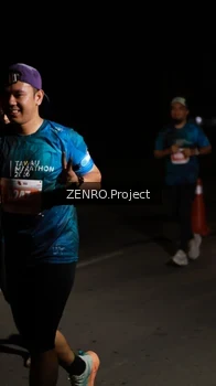 Runner Photo 4406298