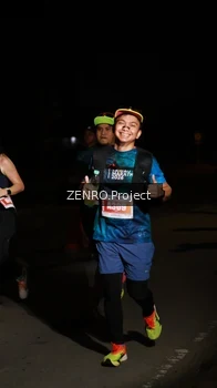 Runner Photo 4406299