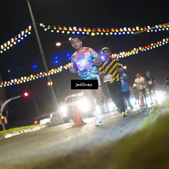 Runner Photo 4406303