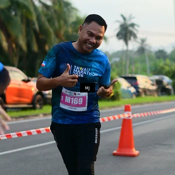 Runner Photo 4406305