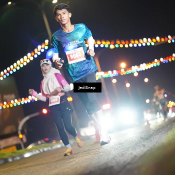 Runner Photo 4406318