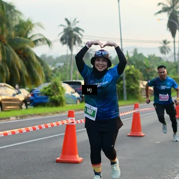Runner Photo 4406334