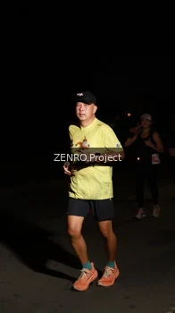 Runner Photo 4406355
