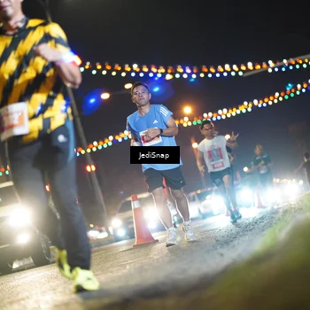 Runner Photo 4406373