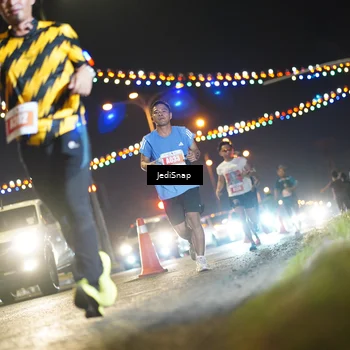 Runner Photo 4406374