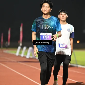 Runner Photo 4406379