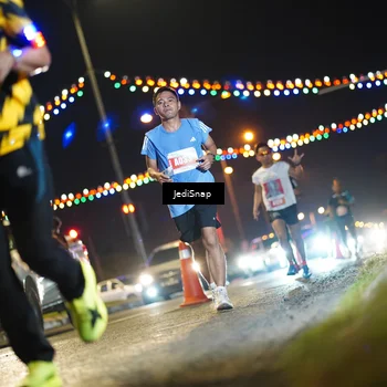 Runner Photo 4406382