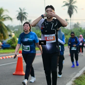Runner Photo 4406418