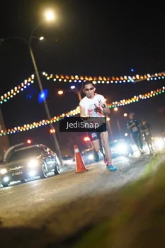 Runner Photo 4406423