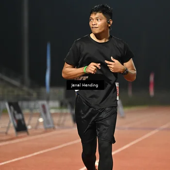 Runner Photo 4406452