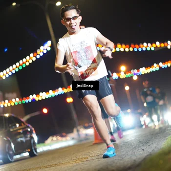 Runner Photo 4406459