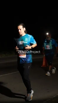 Runner Photo 4406466