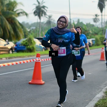 Runner Photo 4406467