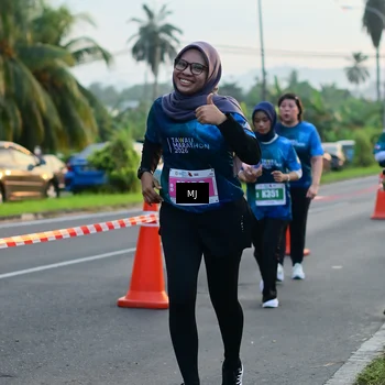 Runner Photo 4406472