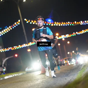 Runner Photo 4406507