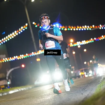 Runner Photo 4406514