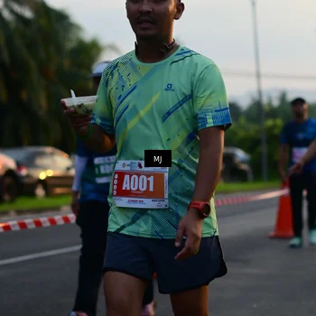 Runner Photo 4406530