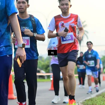 Runner Photo 4406554
