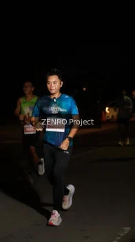 Runner Photo 4406601