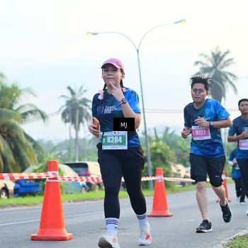 Runner Photo 4406621