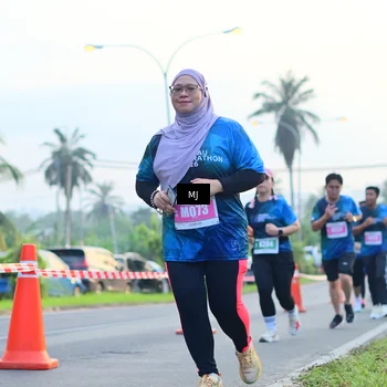Runner Photo 4406636