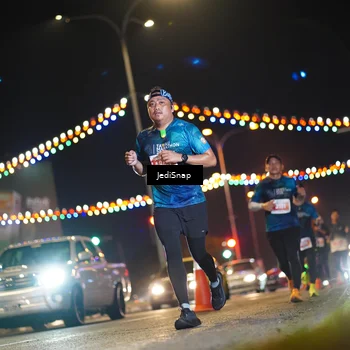 Runner Photo 4406643