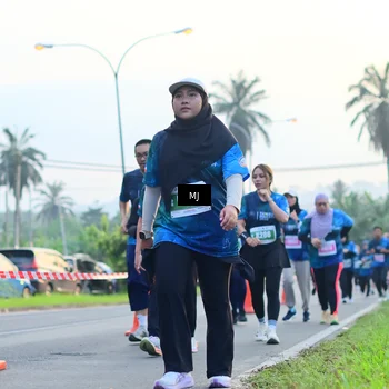 Runner Photo 4406649