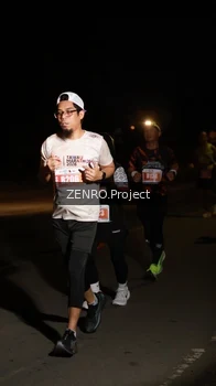 Runner Photo 4406651