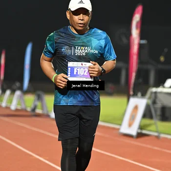 Runner Photo 4406659