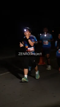 Runner Photo 4406715