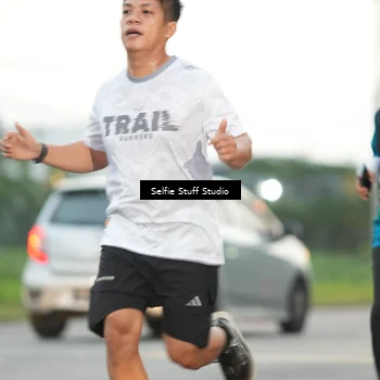Runner Photo 4406721