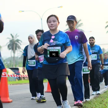 Runner Photo 4406730