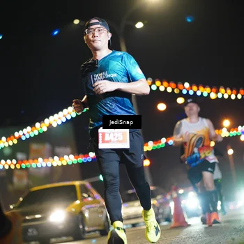 Runner Photo 4406733