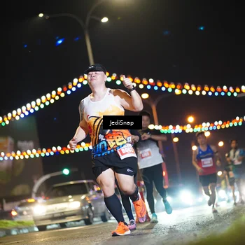 Runner Photo 4406742