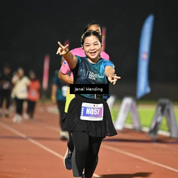 Runner Photo 4406743