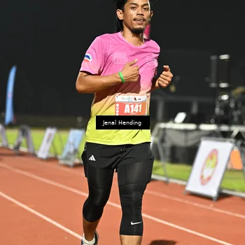 Runner Photo 4406787