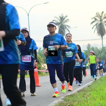 Runner Photo 4406872
